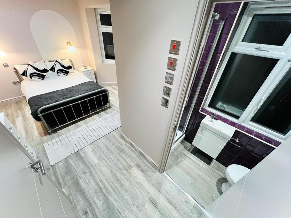 London Crescent House Top Location Ensuites Rooms Great Value Εξωτερικό φωτογραφία