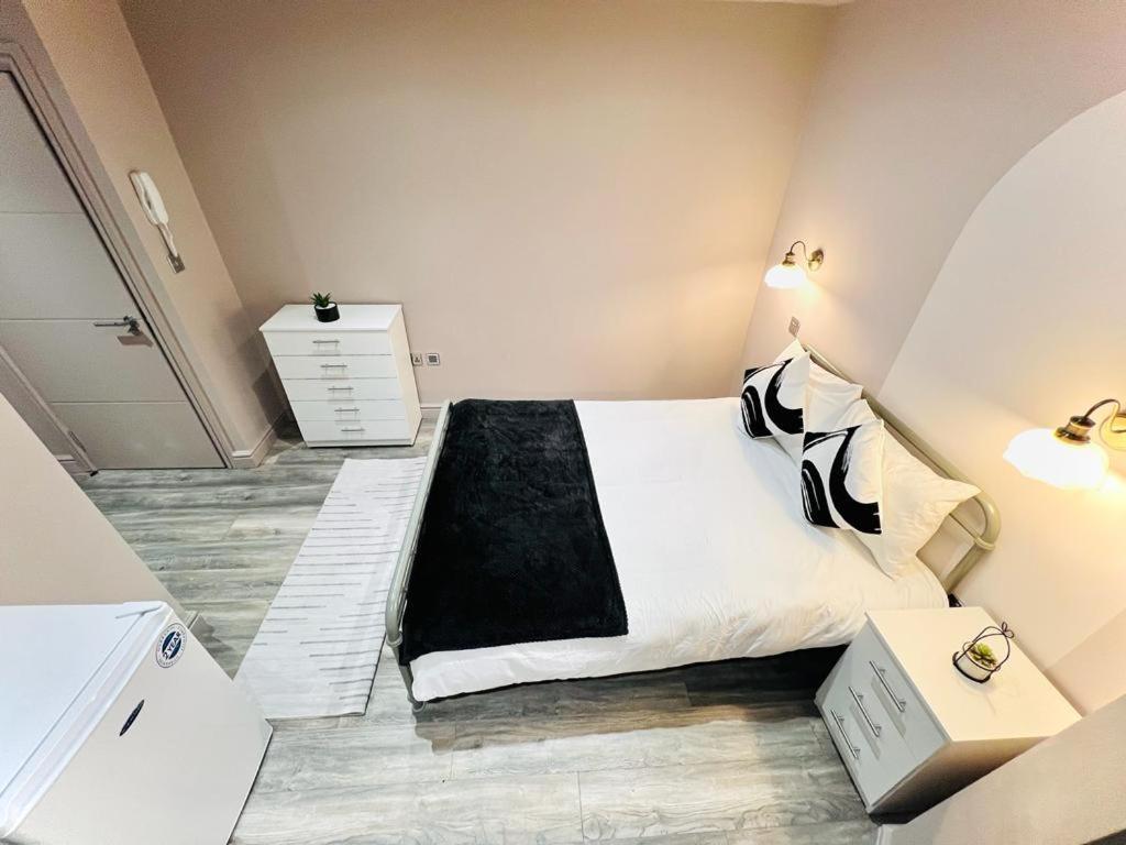 London Crescent House Top Location Ensuites Rooms Great Value Εξωτερικό φωτογραφία